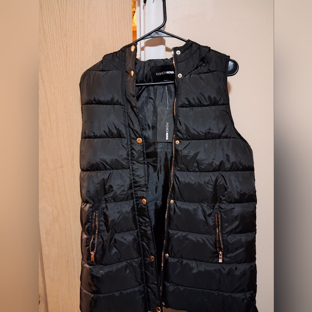 Fashion Nova Aria Puffer Vest